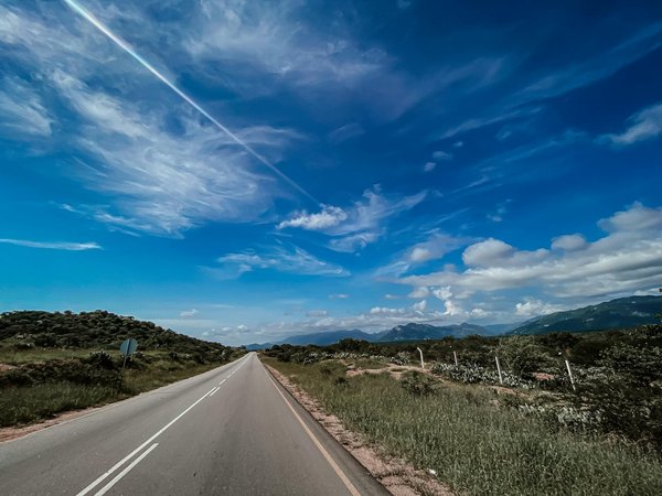 Mastering spark plug replacement: pro tips for navigating compact engine bays